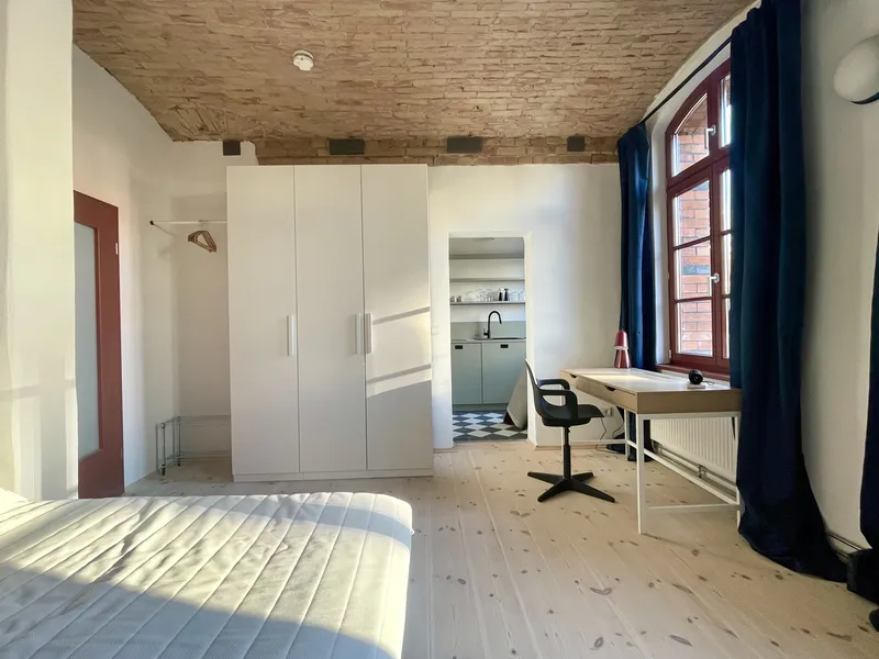 Stilvoll möblierte Wohnung an der Spree — photo 1